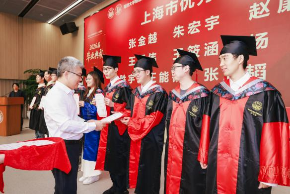 8b角球比分